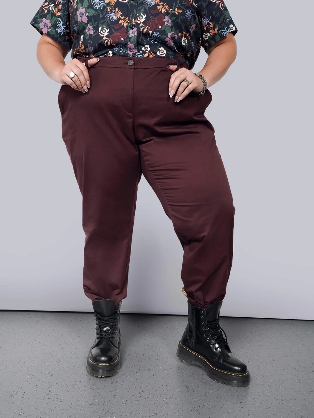 WILDFANG- The Essential Trouser Merlot Size 14